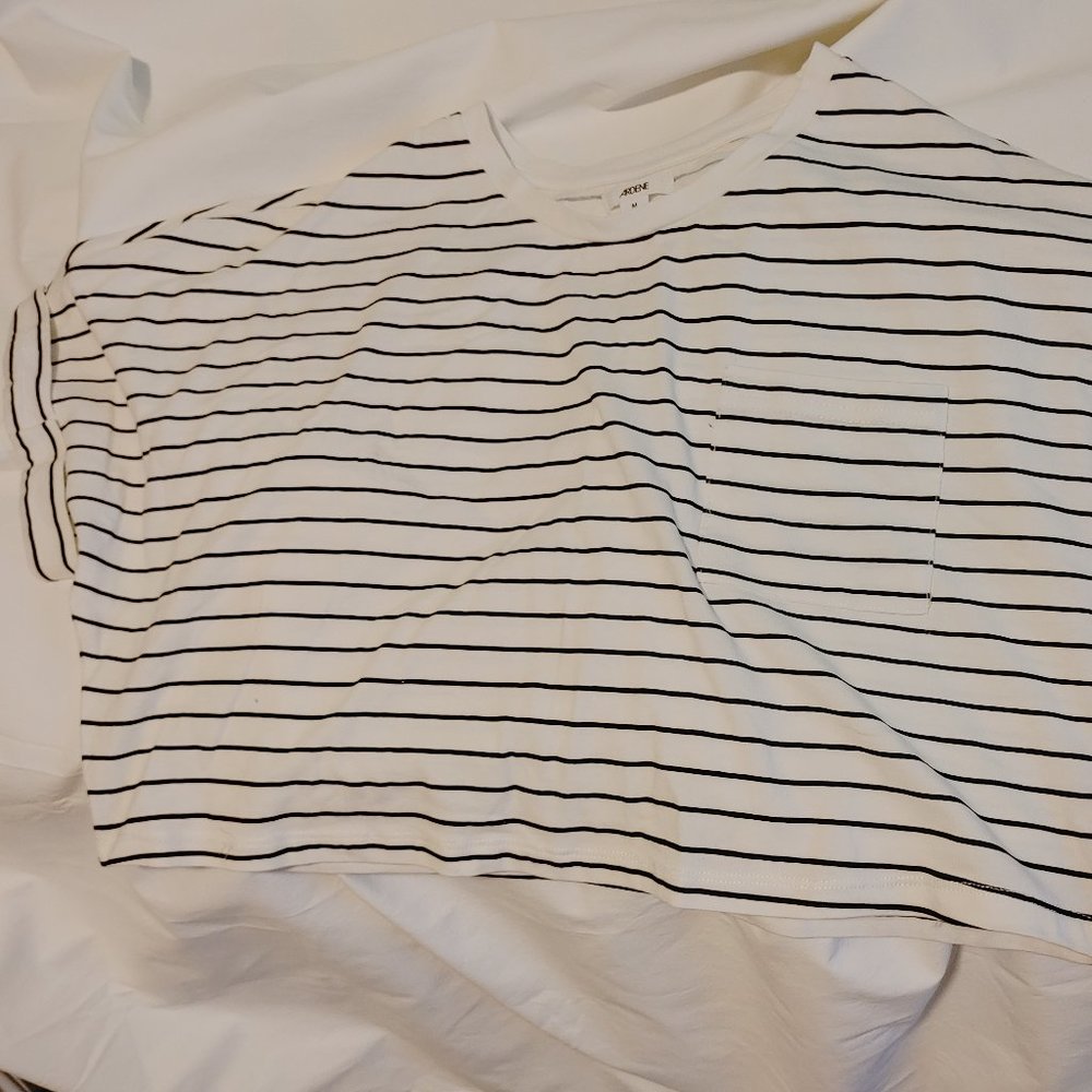 Striped Crop T-shirt - Picture 2 of 5